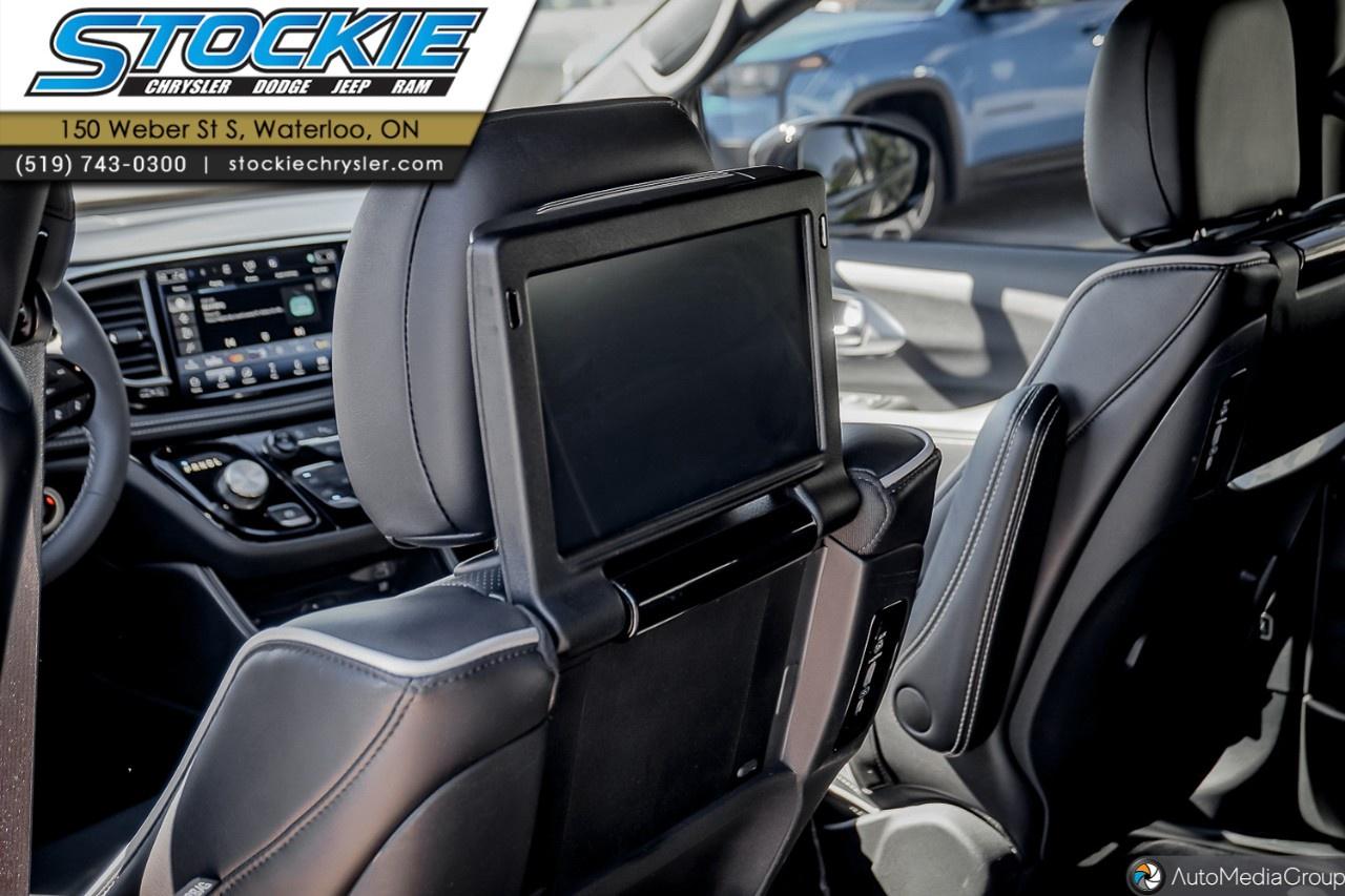 2026 Chrysler Pacifica Limited AWD Photo