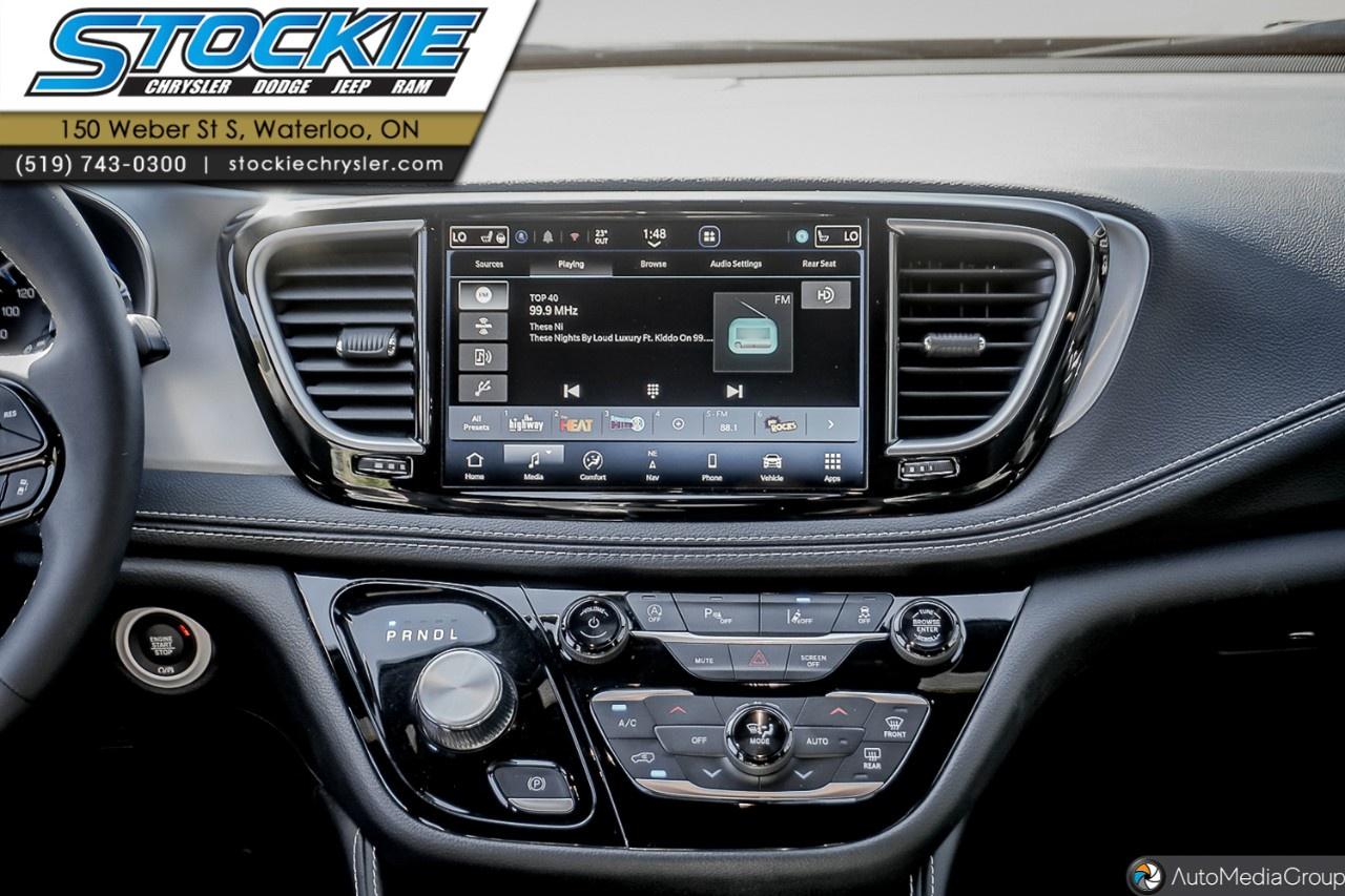 2026 Chrysler Pacifica Limited AWD Photo