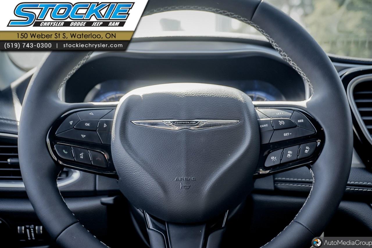 2026 Chrysler Pacifica Limited AWD Photo