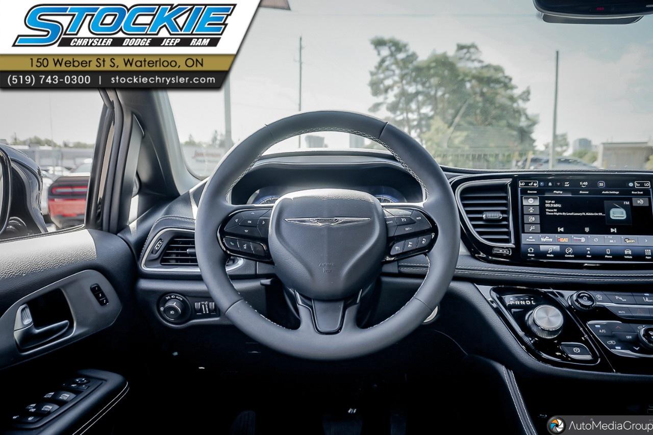 2026 Chrysler Pacifica Limited AWD Photo