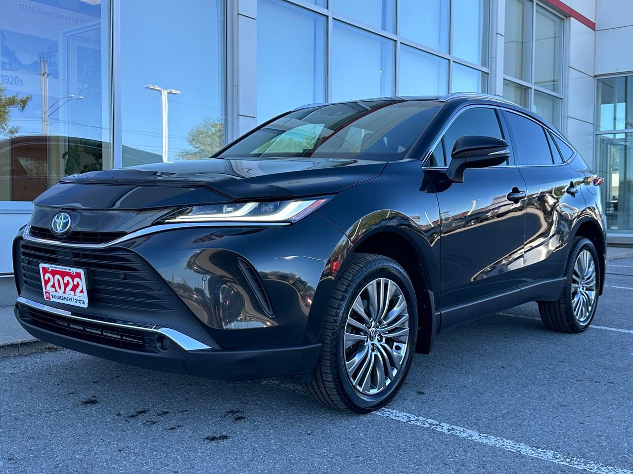 2022 Toyota Venza XLE-NEW TIRES+BRAKES! Photo