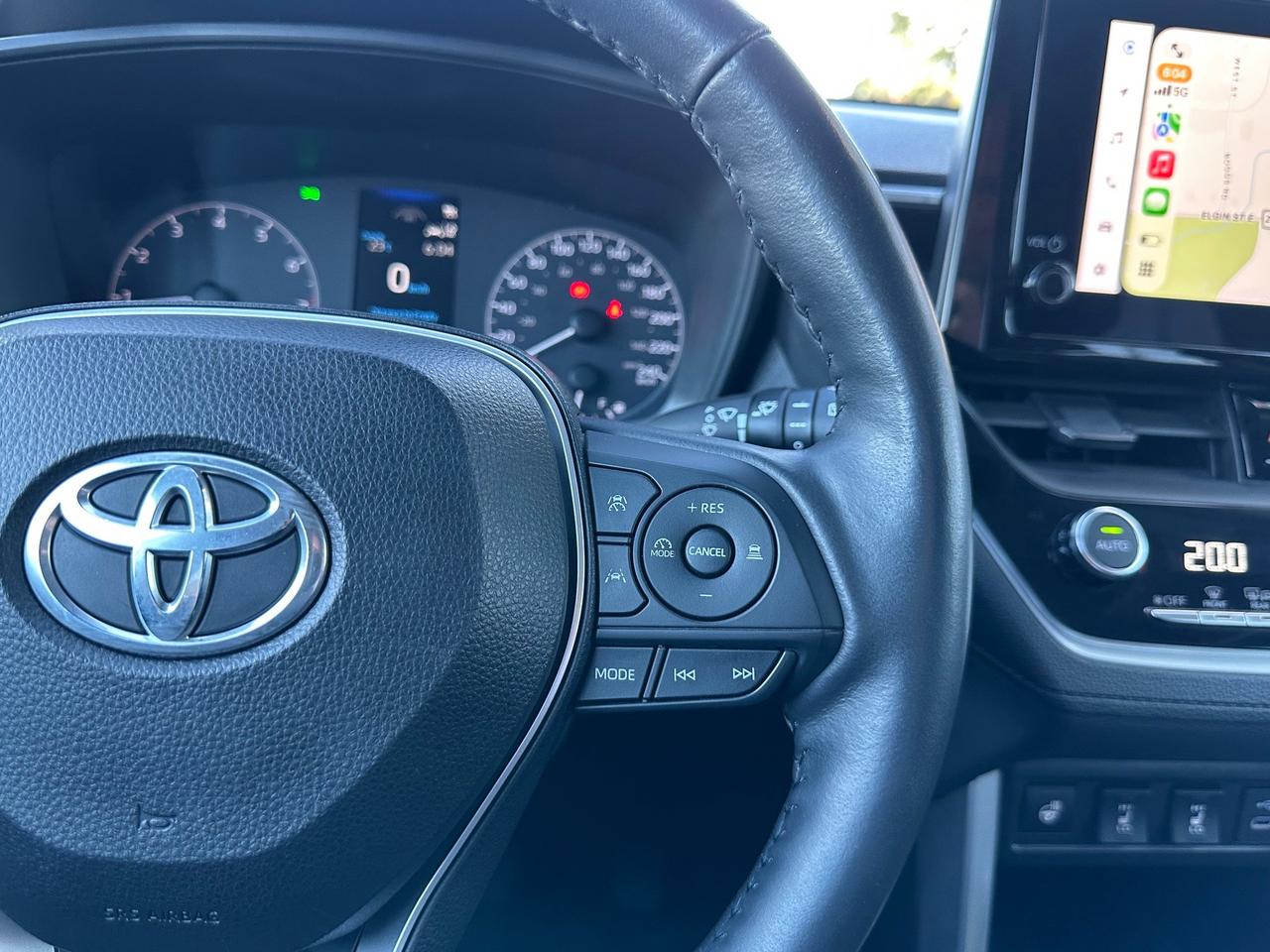 2023 Toyota Corolla Cross LE AWD! Photo