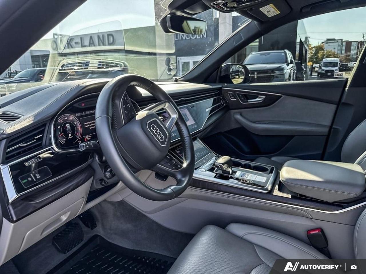 2019 Audi Q8 55 Technik S-LINE|22 WHLS|DRIVER ASSIST PK|LEATHER PK|B&O 3D Photo