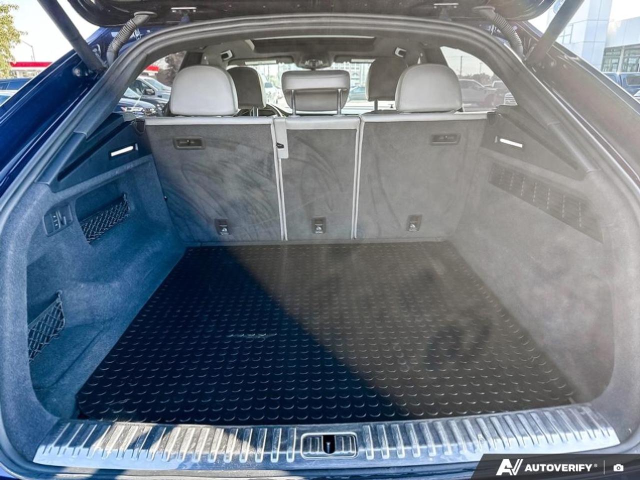 2019 Audi Q8 55 Technik S-LINE|22 WHLS|DRIVER ASSIST PK|LEATHER PK|B&O 3D Photo