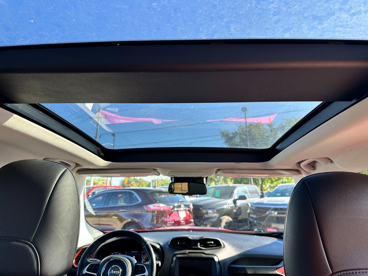 2018 Jeep Renegade Trailhawk4X4 Heated Leather PanoRoof NAV XM RvCam Photo