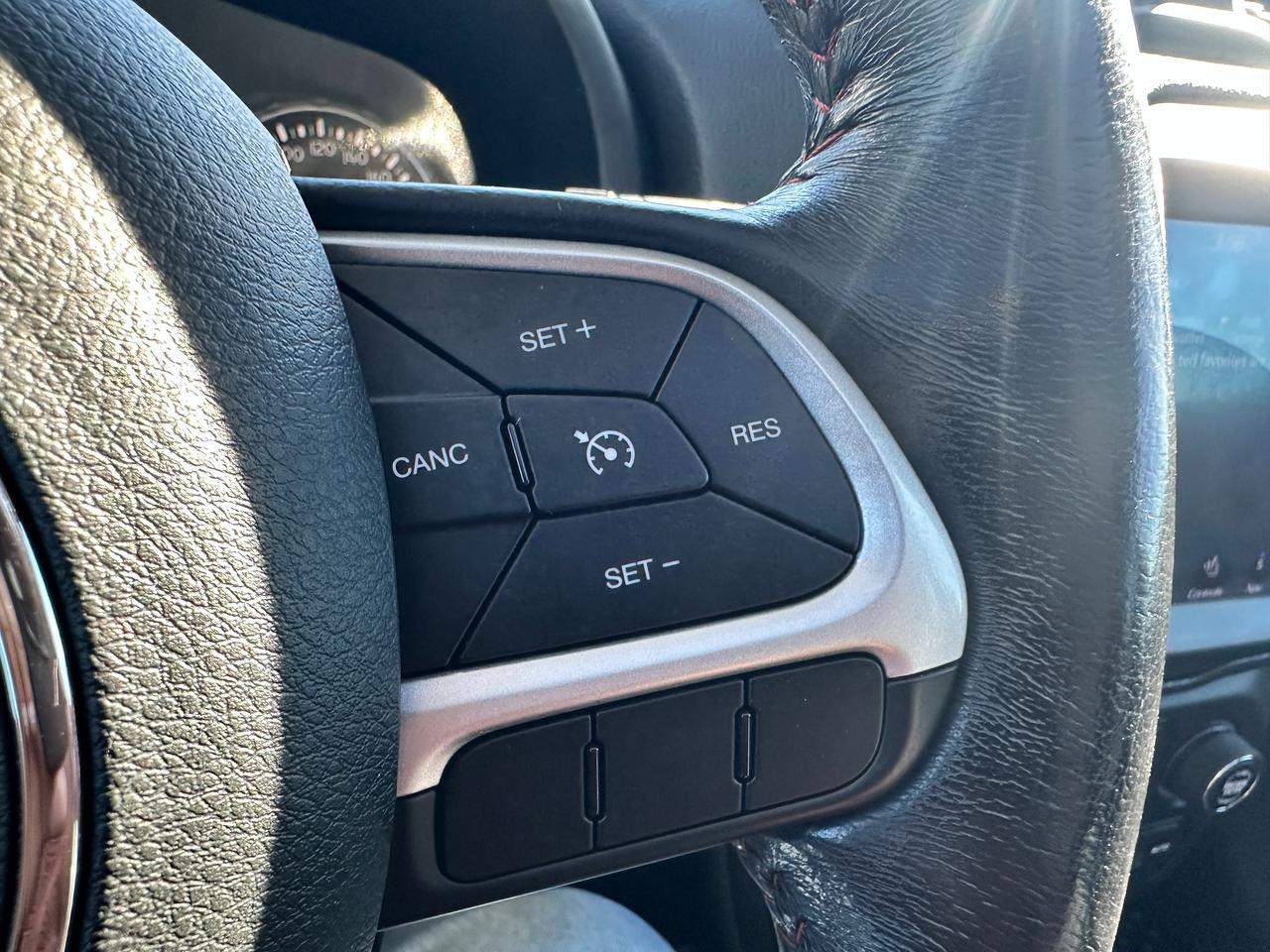 2018 Jeep Renegade Trailhawk4X4 Heated Leather PanoRoof NAV XM RvCam Photo