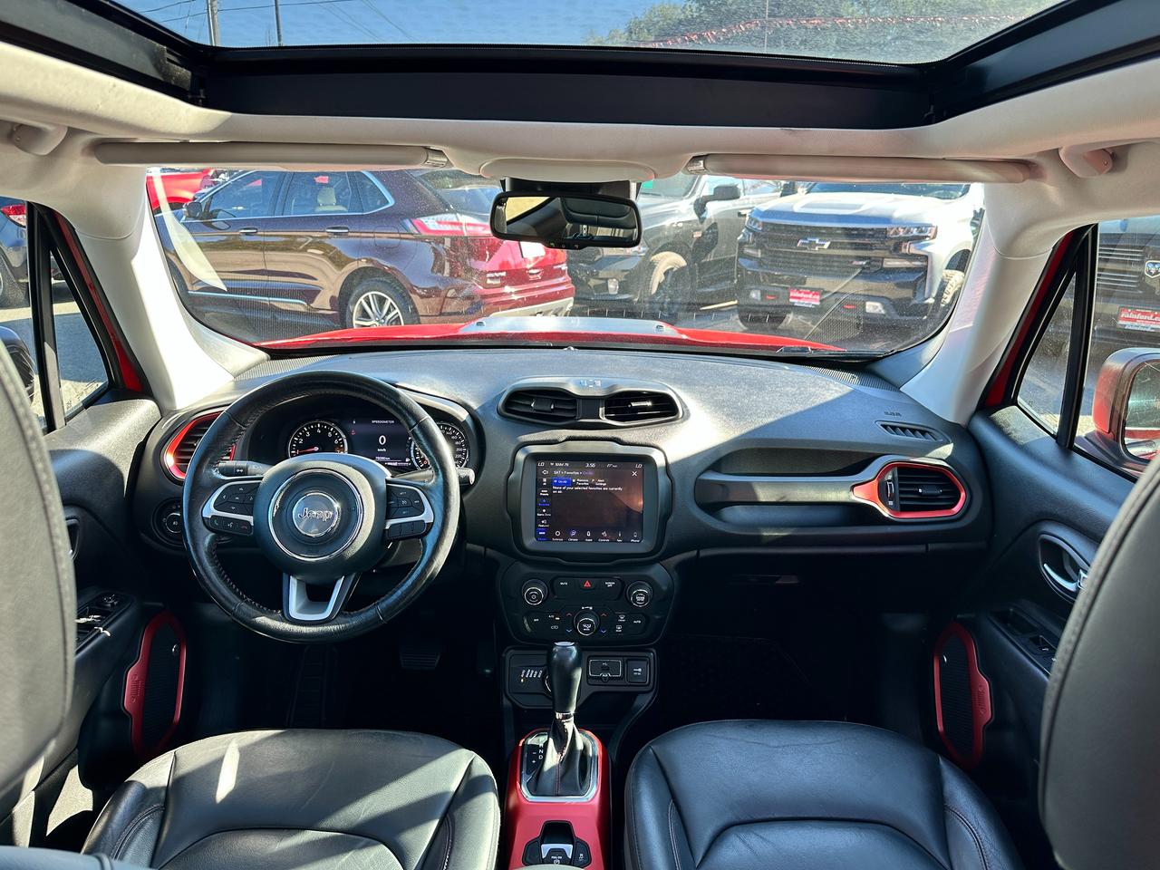2018 Jeep Renegade Trailhawk4X4 Heated Leather PanoRoof NAV XM RvCam Photo