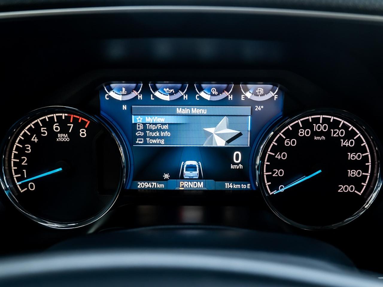 2022 Ford F-150 XLT Photo16