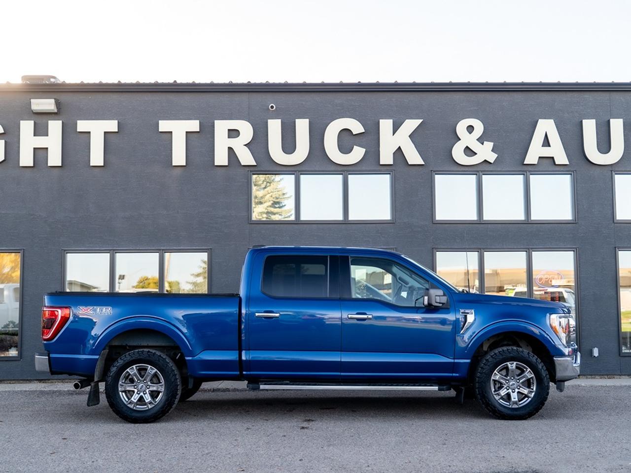 2022 Ford F-150 XLT Photo4