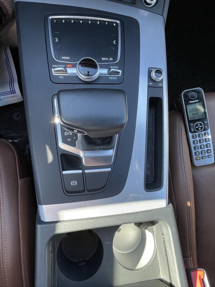 2018 Audi Q5 Technik Photo