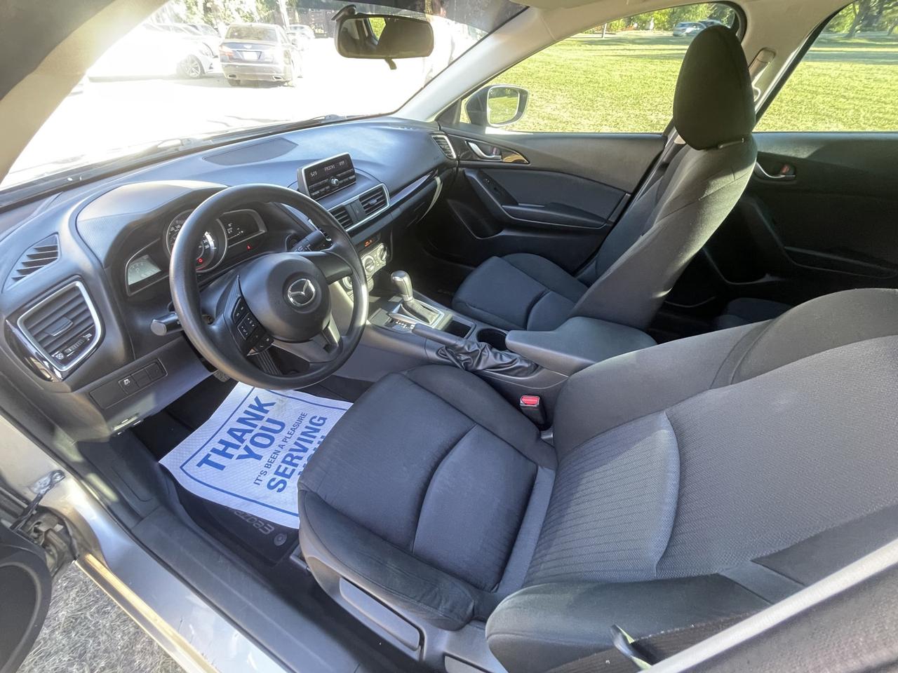 2015 Mazda MAZDA3 GX Photo