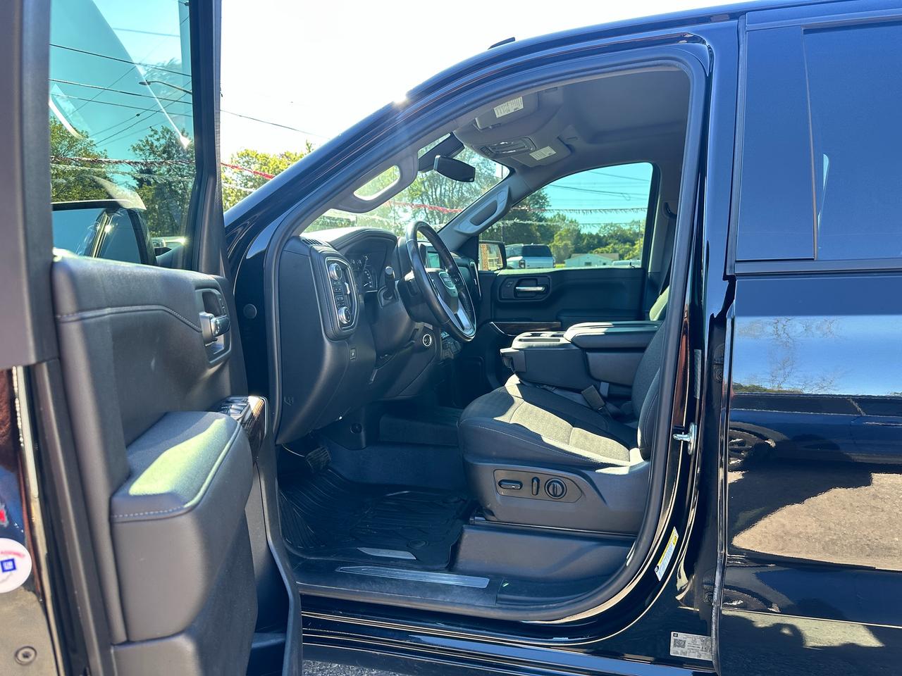 2019 GMC Sierra 1500 Elevation4X4 DBLCab 5.3L RemoteStart CarPlay RvCam Photo