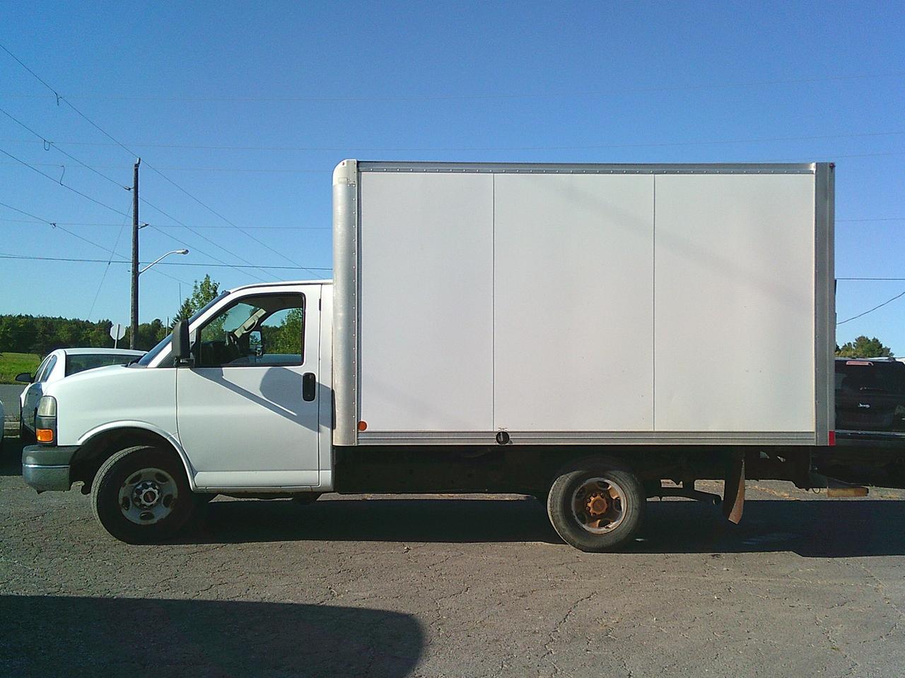 2014 GMC Savana 3500 Van 159" SRW W/RAMP Photo
