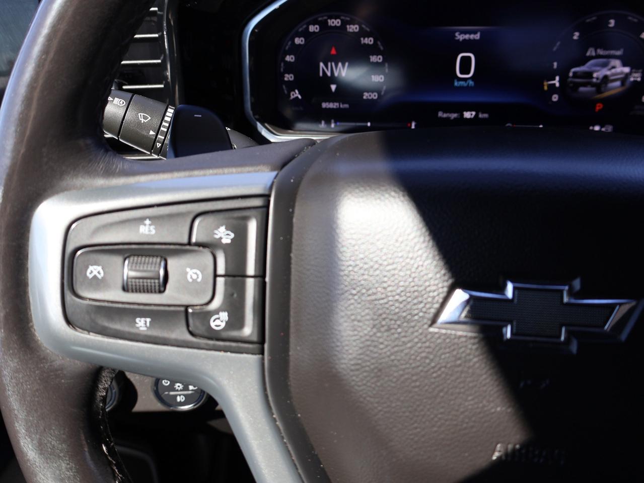 2022 Chevrolet Silverado 1500 V8 LT Z71 TRAIL BOSS 4WD CREW *ACCIDENT FREE*SERVICE RECORDS* Photo