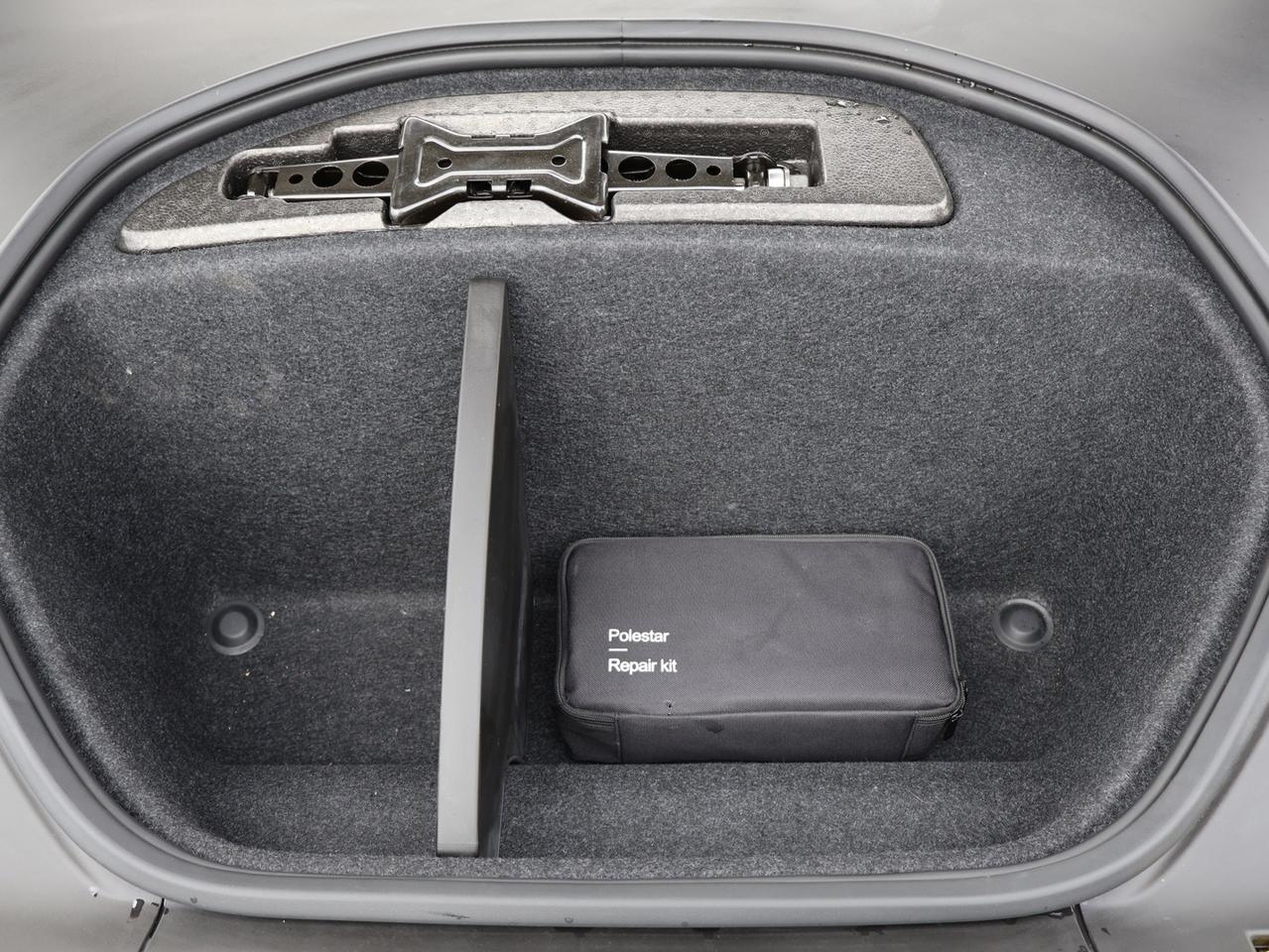 2022 Polestar 2 LONG RANGE DUAL MOTOR AWD *SERVICE RECORDS* CAMERA NAV BLUETOOTH HEATED SEATS CRUSE ALLOYS Photo