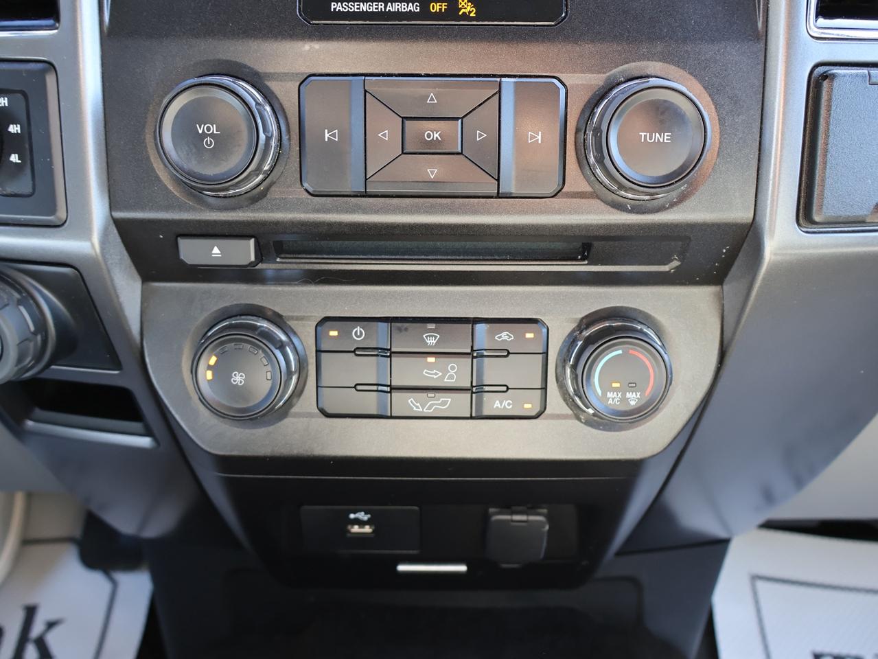 2018 Ford F-150 XLT CREW 4X4 *ACCIDENT FREE* CAMERA BLUETOOTH HEATED SEATS CRUISE ALLOYS Photo