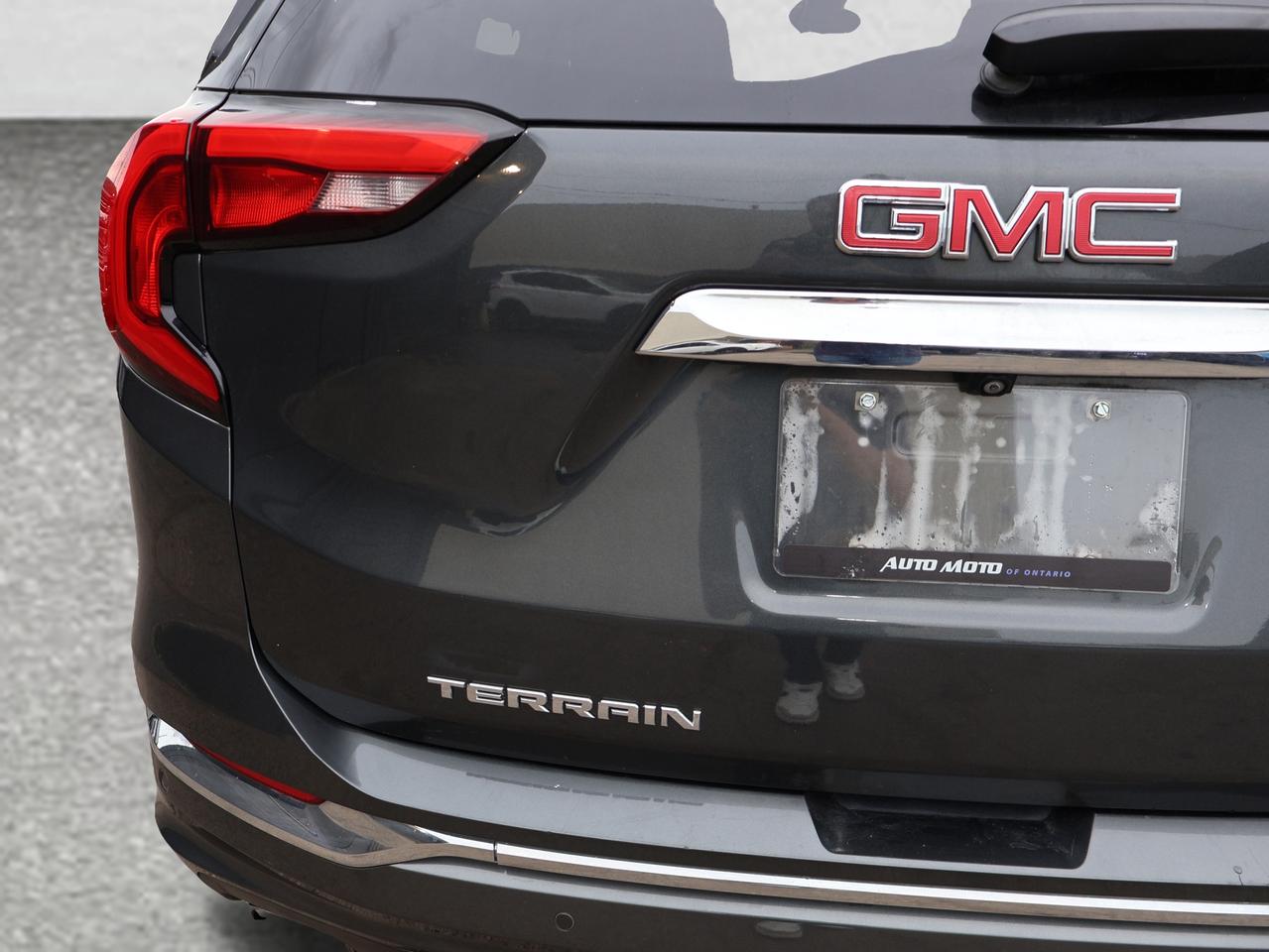 2019 GMC Terrain 2.0L TURBO DENALI AWD *ACCIDENT FREE*SERVICE RECORDS* CAMERA NAV BLUETOOTH LEATHER HEATED SEATS PANO ROOF CRUISE ALLOYS Photo