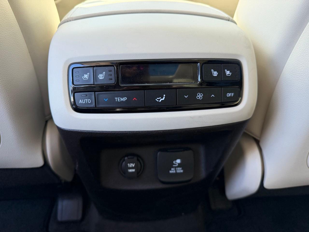 2025 Hyundai PALISADE Ultimate Calligraphy w/Beige 7-Passenger AWD Photo