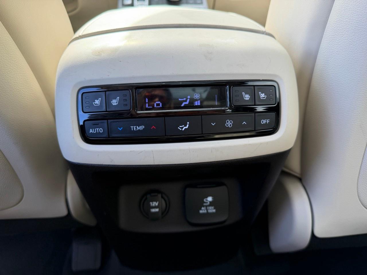 2025 Hyundai PALISADE Ultimate Calligraphy w/Beige 7-Passenger AWD Photo