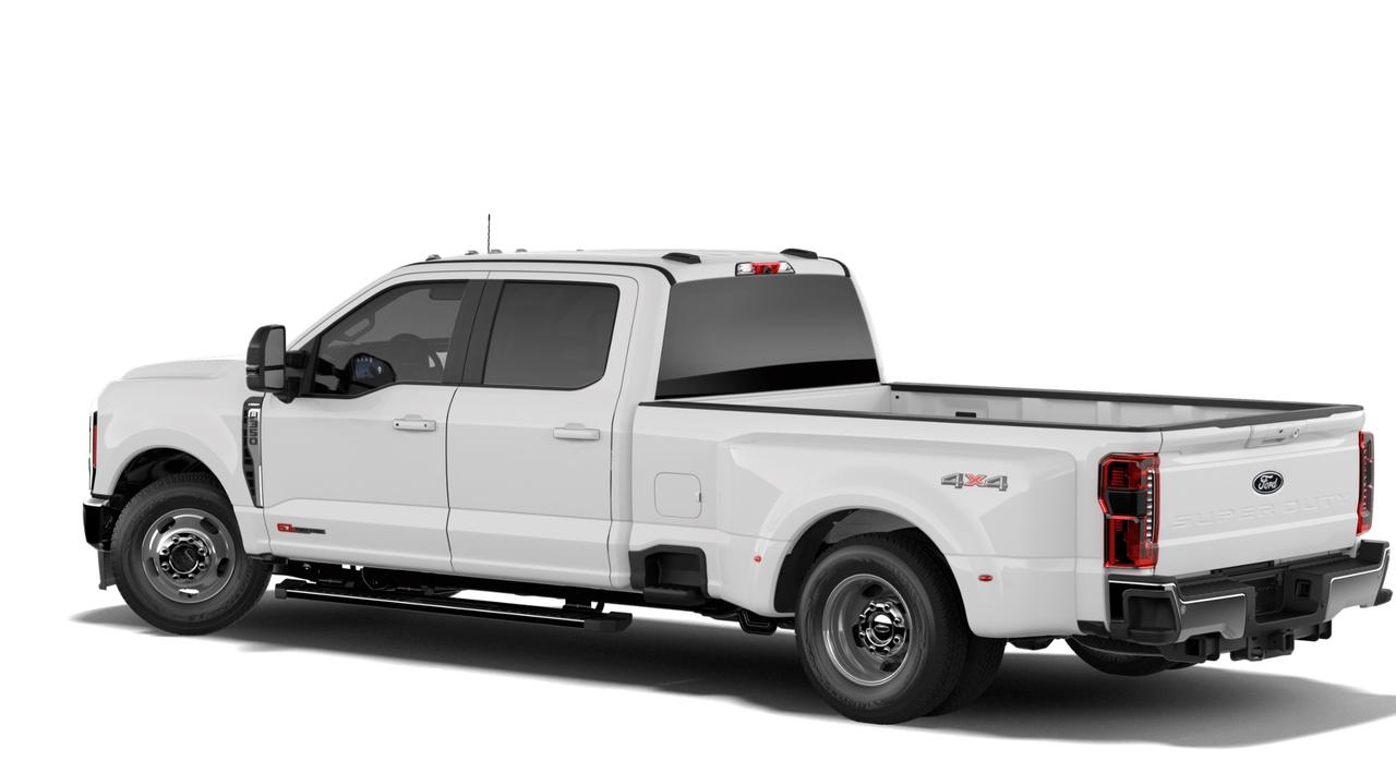 2027 Ford F-350 Super Duty DRW Lariat Photo1