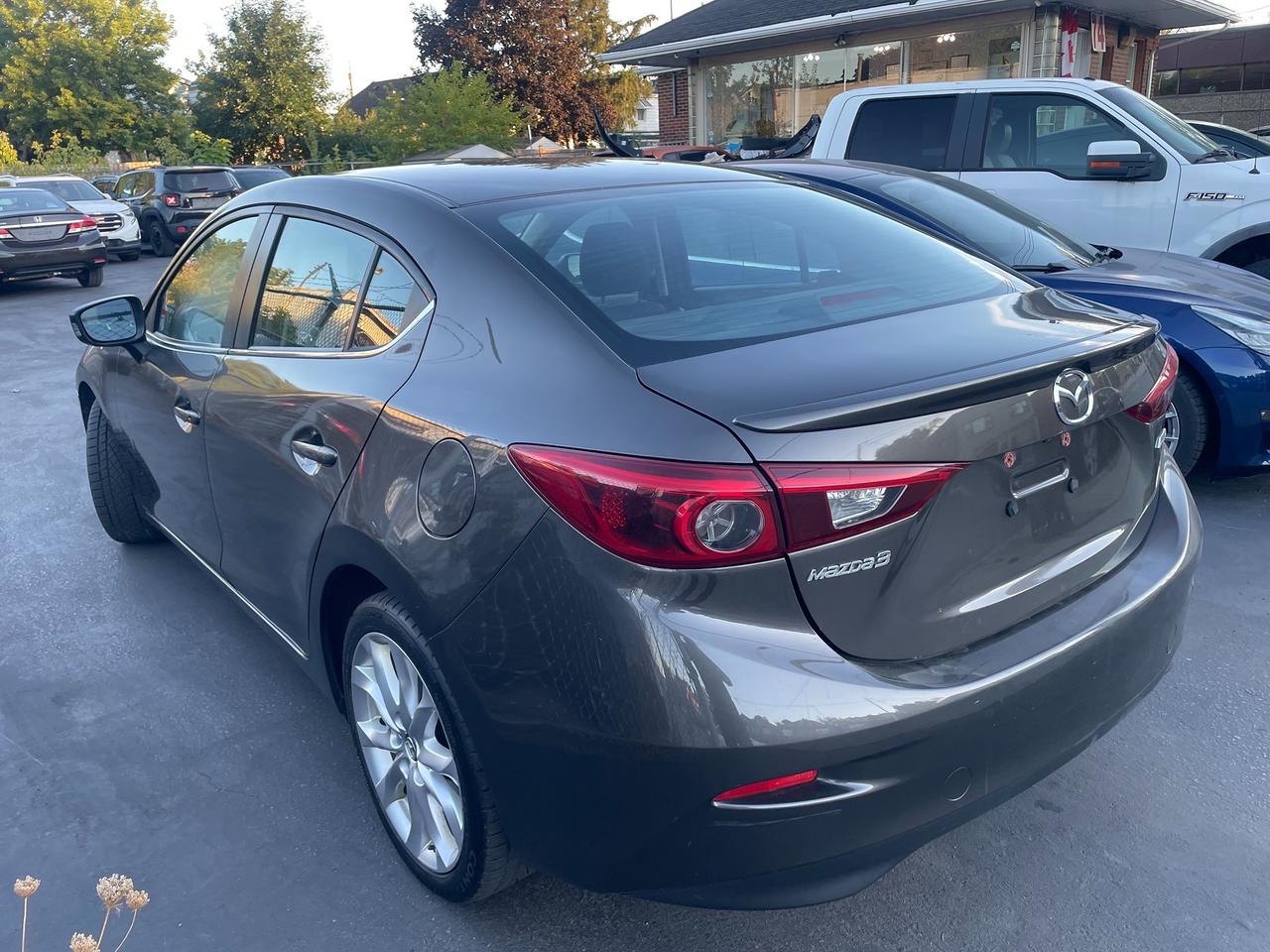 2015 Mazda MAZDA3 GT *HEADSUP DISPLAY, BACKUP CAM, NAV, HEATED SEAT* Photo