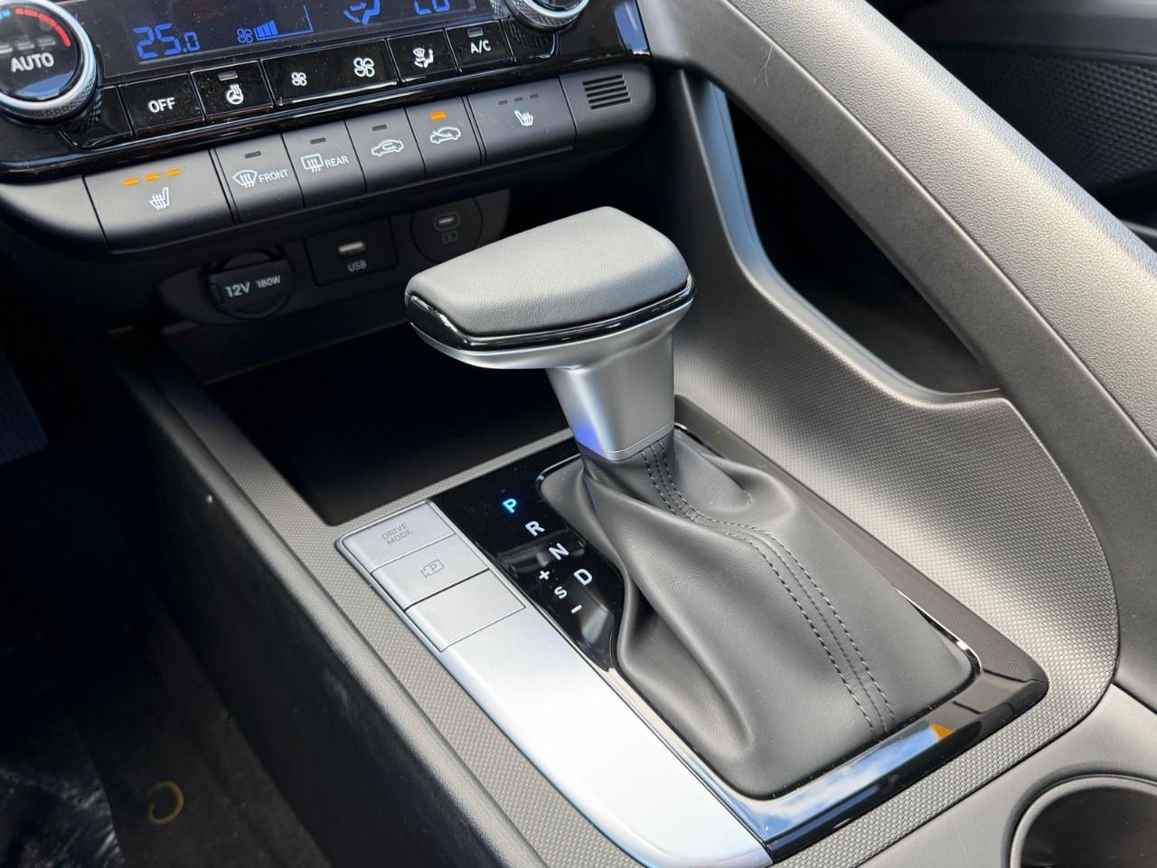 2026 Hyundai Elantra Preferred IVT w/Tech Pkg Photo