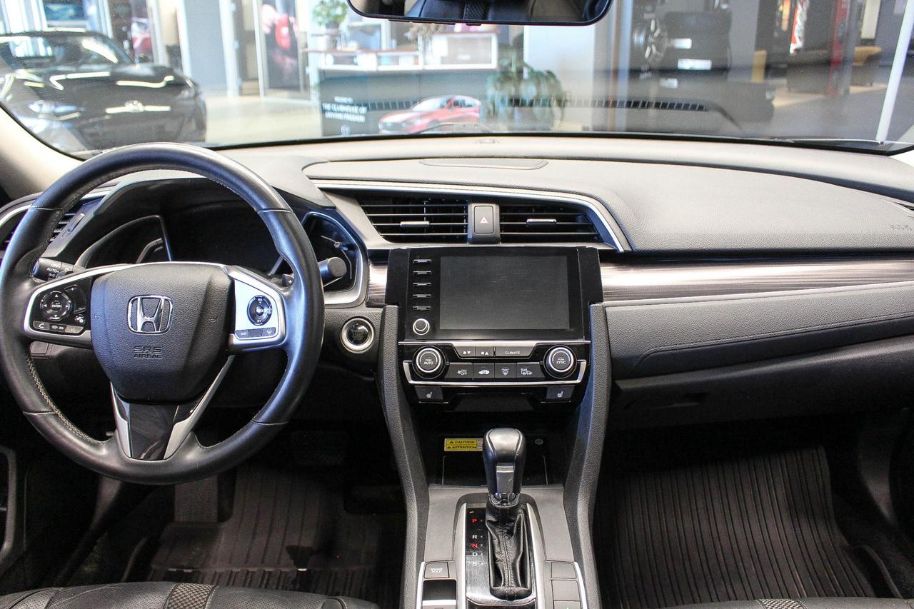 2020 Honda Civic Touring LEATHER SEATS - NAVIGATION - ADAPTIVE CRUISE CONTROL Photo