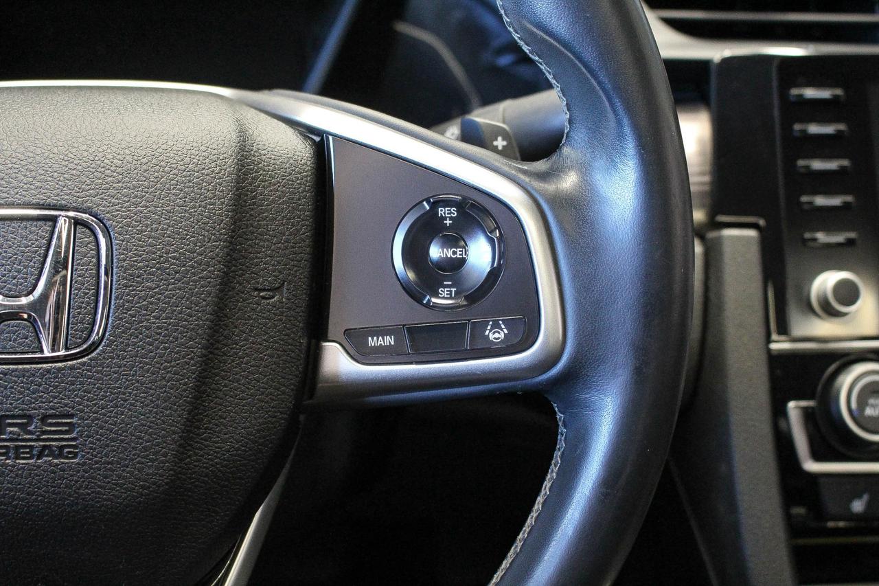2020 Honda Civic Touring LEATHER SEATS - NAVIGATION - ADAPTIVE CRUISE CONTROL Photo