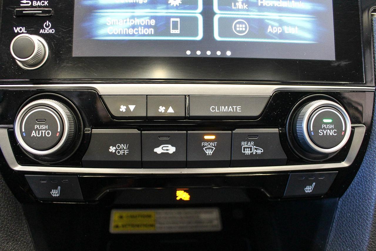 2020 Honda Civic Touring LEATHER SEATS - NAVIGATION - ADAPTIVE CRUISE CONTROL Photo