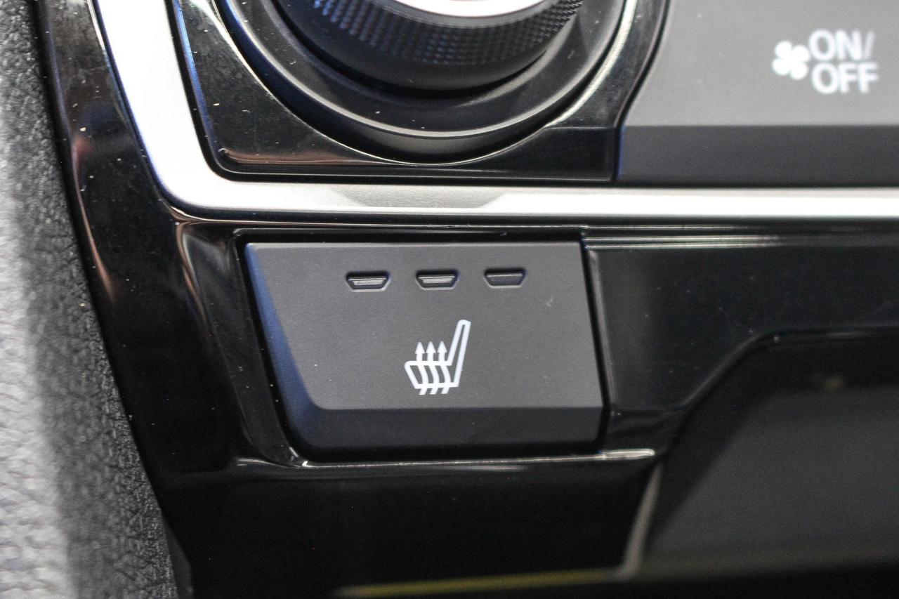 2020 Honda Civic Touring LEATHER SEATS - NAVIGATION - ADAPTIVE CRUISE CONTROL Photo