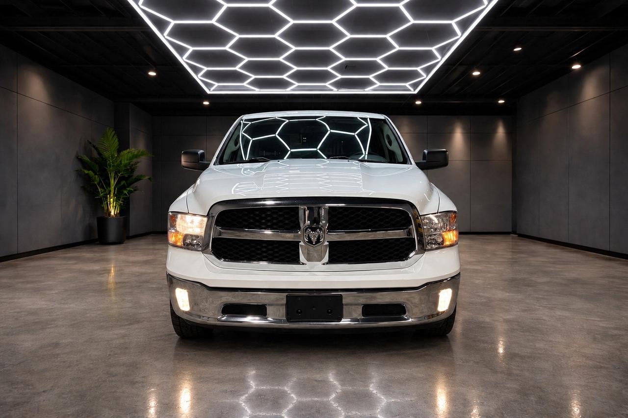 2019 RAM 1500 Classic Tradesman 4x4 Quad Cab 6'4" Box Photo5