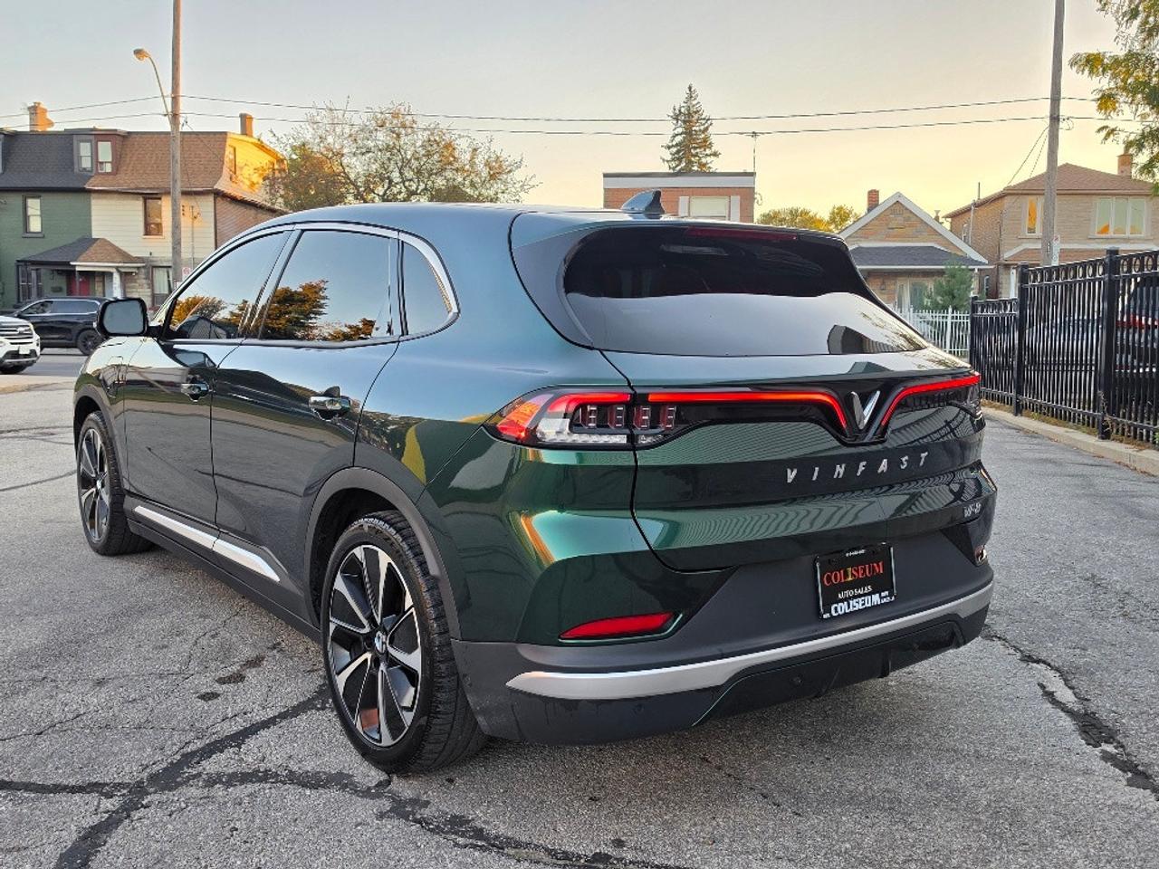 2023 VinFast VF 8 PLUS AWD Photo