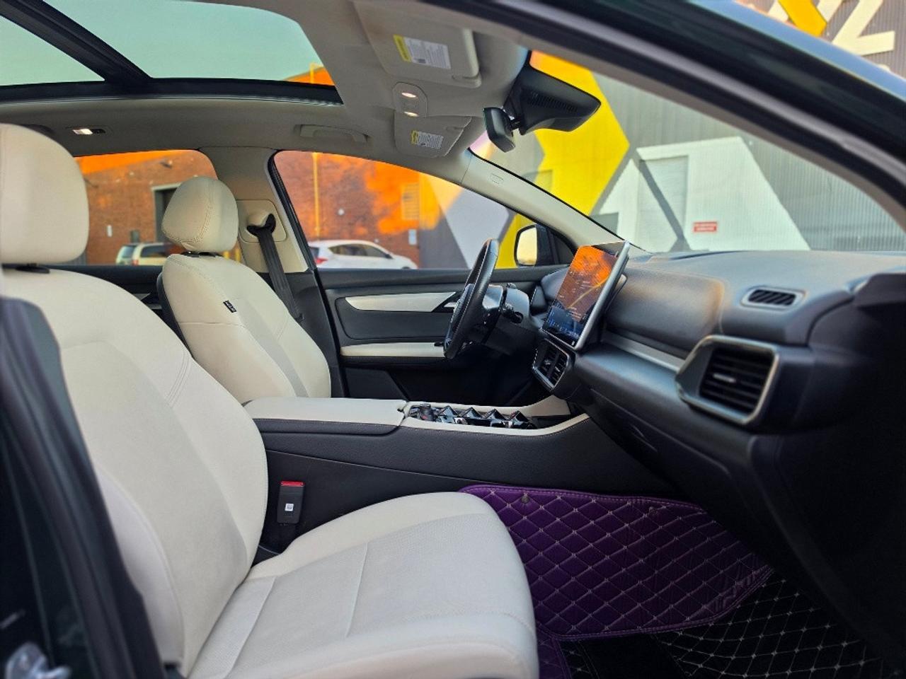 2023 VinFast VF 8 PLUS AWD Photo