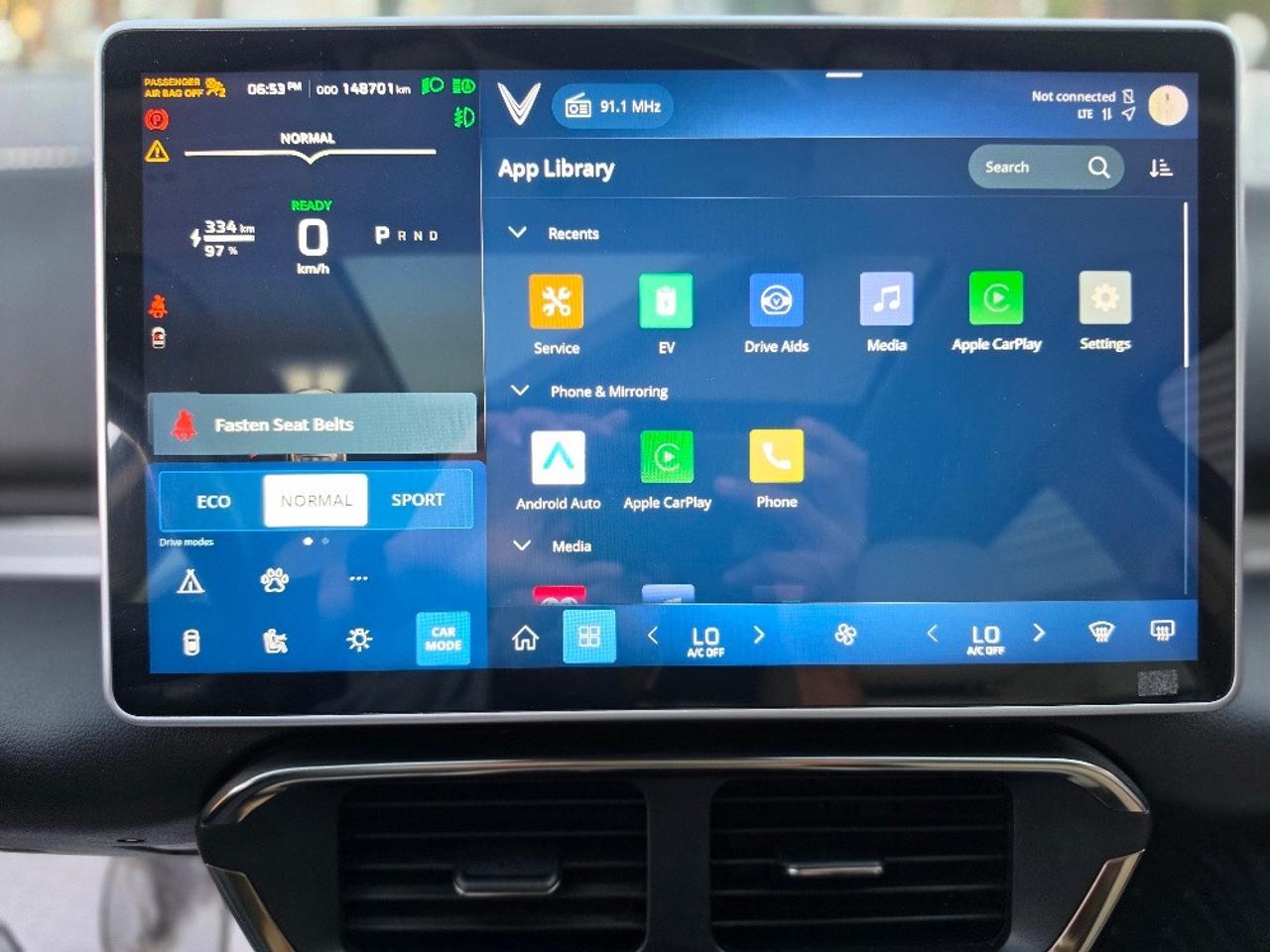2023 VinFast VF 8 PLUS AWD Photo