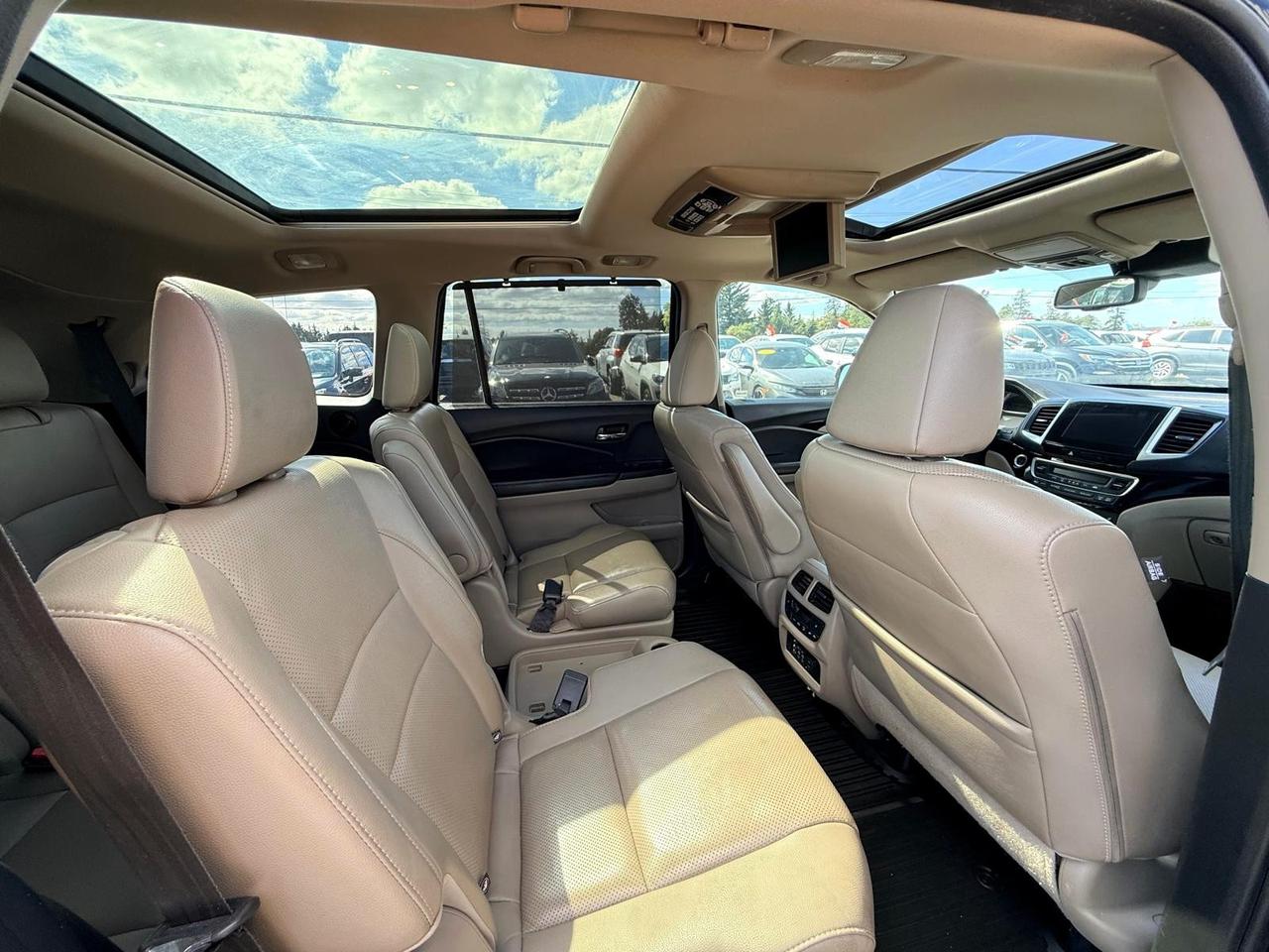 2016 Honda Pilot Touring AWD Photo