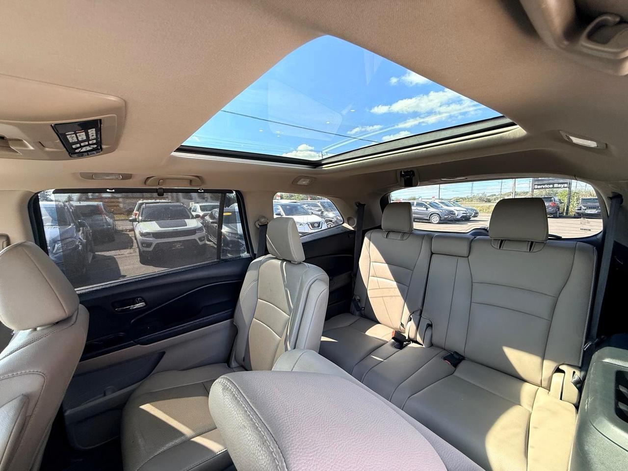 2016 Honda Pilot Touring AWD Photo