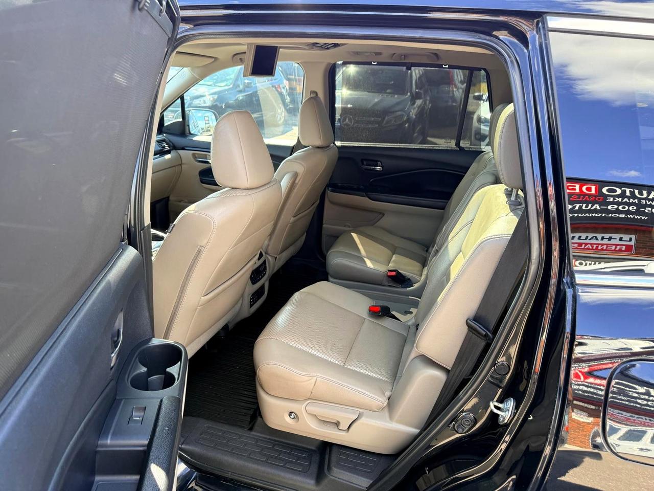 2016 Honda Pilot Touring AWD Photo