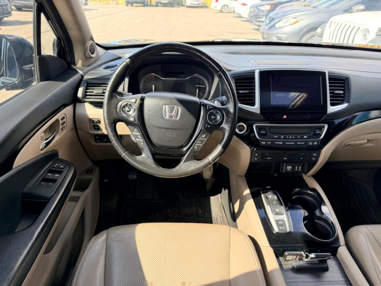 2016 Honda Pilot Touring AWD Photo