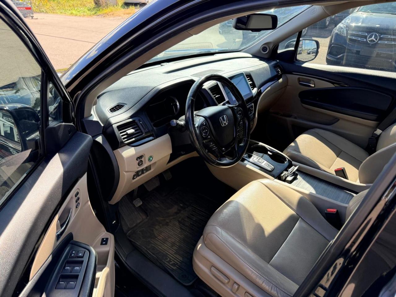 2016 Honda Pilot Touring AWD Photo
