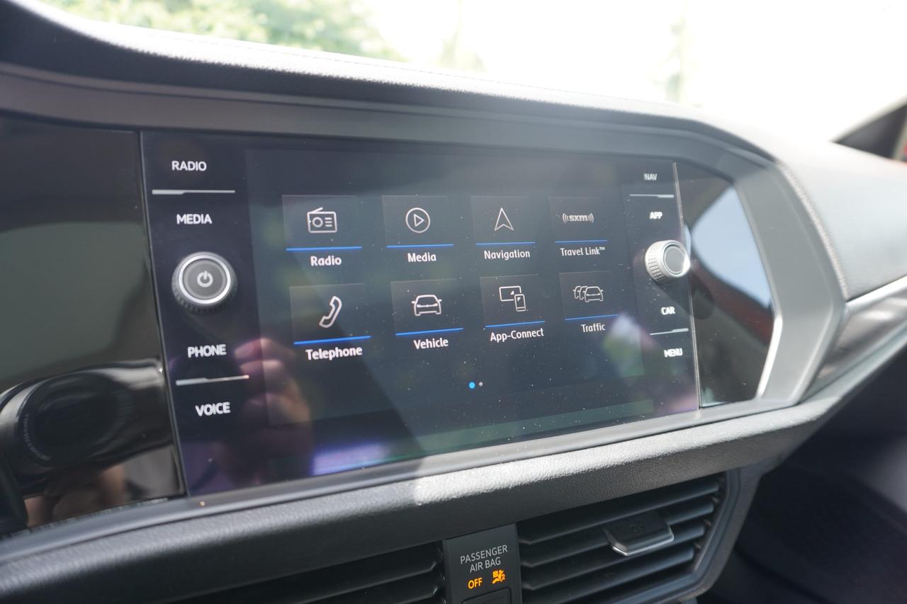 2019 Volkswagen Jetta EXECLINE / 1 OWNER / NO ACCIDENTS / BEATS AUDIO! Photo