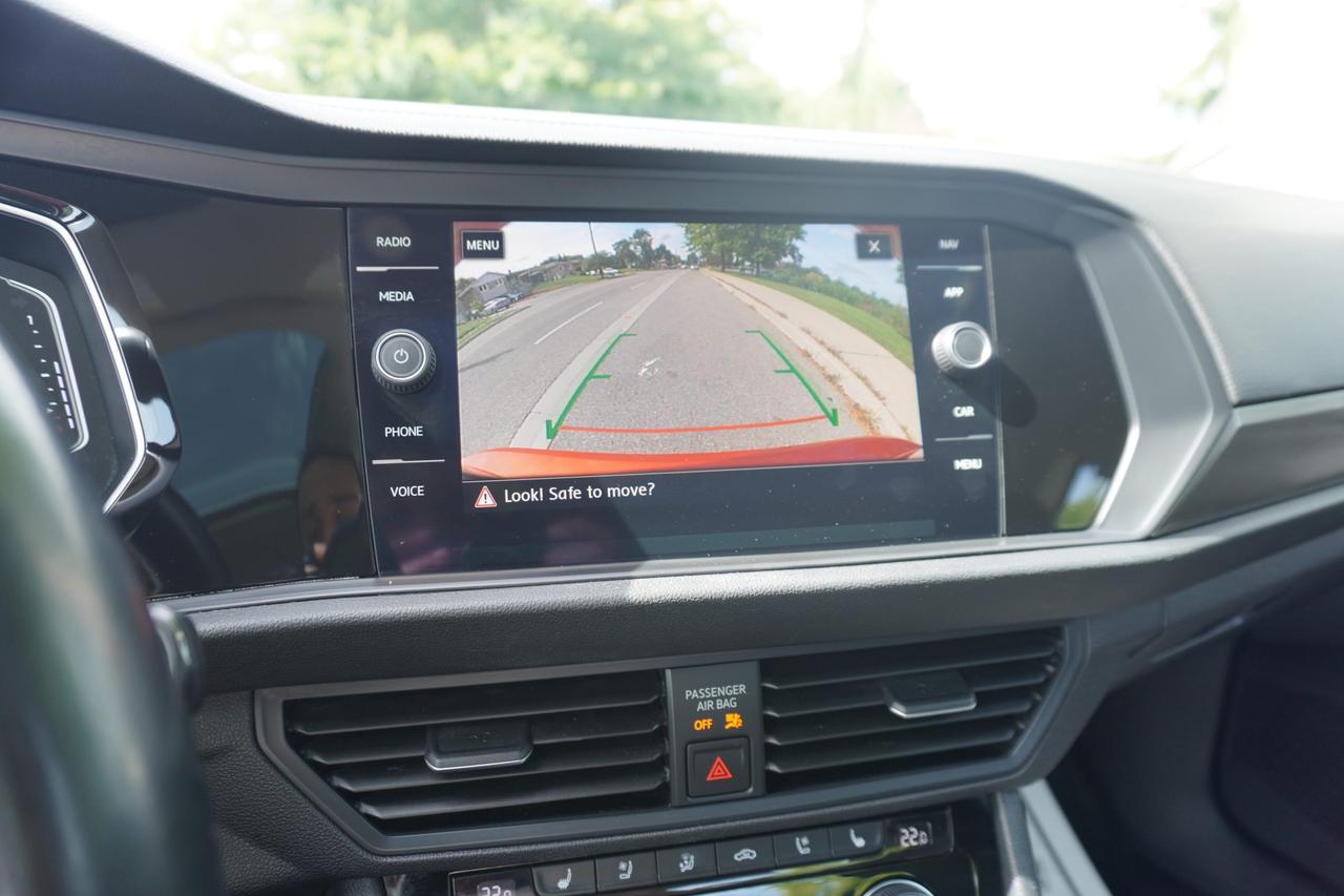 2019 Volkswagen Jetta EXECLINE / 1 OWNER / NO ACCIDENTS / BEATS AUDIO! Photo