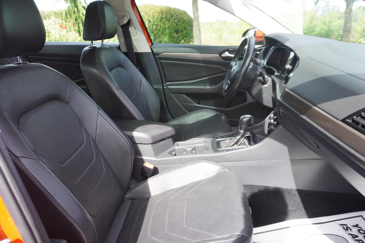 2019 Volkswagen Jetta EXECLINE / 1 OWNER / NO ACCIDENTS / BEATS AUDIO! Photo