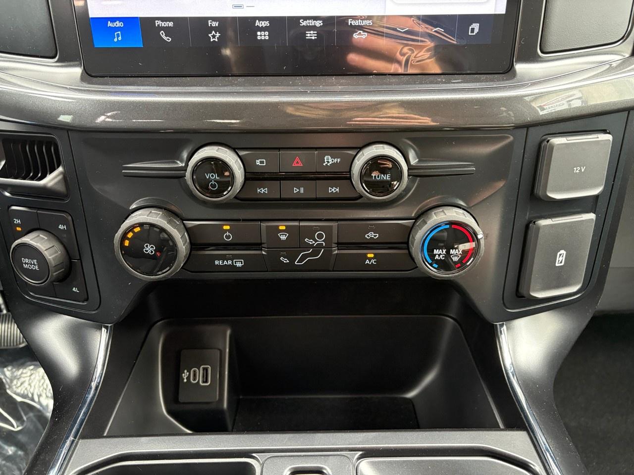 2026 Ford F-150 STX 4WD SuperCrew 5.5' Box Photo
