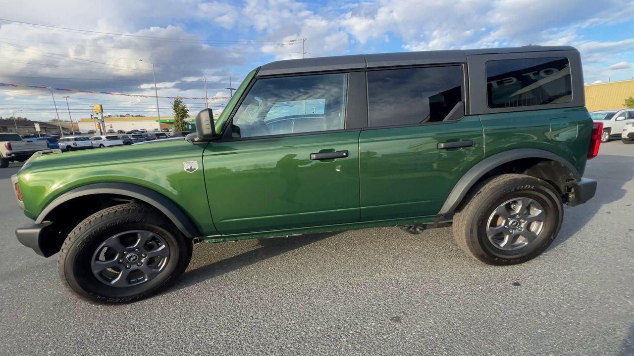 2023 Ford Bronco Big Bend 4x4, CRUISE CONTROL, SIRIUS XM, ELECTRIC WINDOWS, BACK UP CAM!!! Photo4