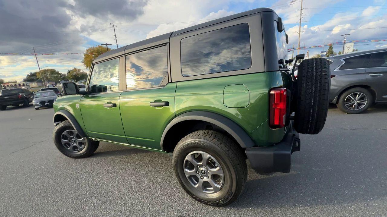 2023 Ford Bronco Big Bend 4x4, CRUISE CONTROL, SIRIUS XM, ELECTRIC WINDOWS, BACK UP CAM!!! Photo