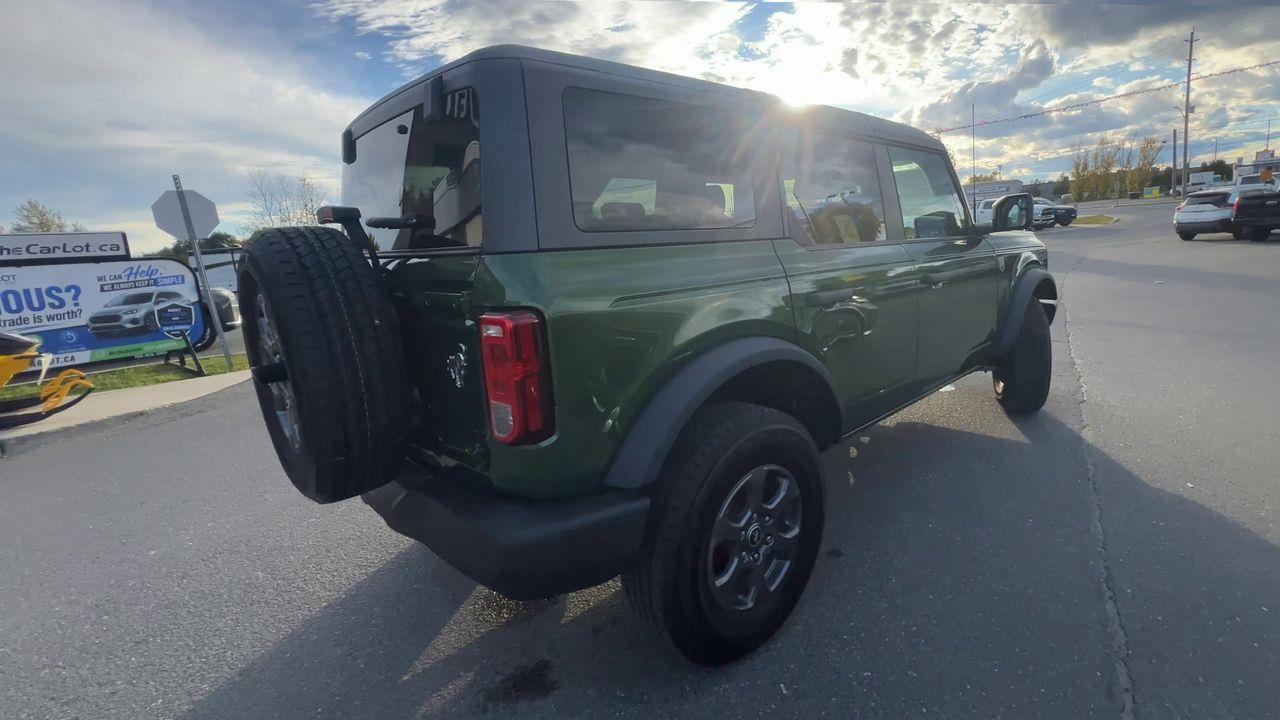 2023 Ford Bronco Big Bend 4x4, CRUISE CONTROL, SIRIUS XM, ELECTRIC WINDOWS, BACK UP CAM!!! Photo
