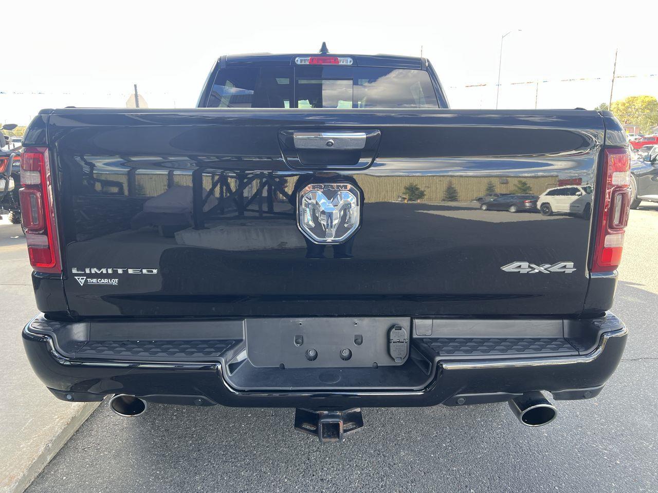 2022 RAM 1500 Limited 4x4, REMOTE START, HEATED/COOLED FRONT SEATS, MOONROOF, SIRIUS XM, CRUISE CONTROL, NAV, BACK UP CAM! Photo