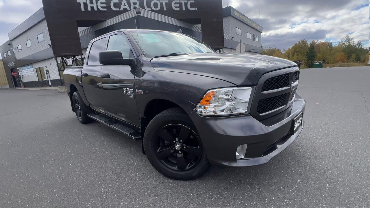 2022 RAM 1500 Classic Tradesman 4x4, HEATED FRONT SEATS, SIRIUS XM, CRUISE CONTROL, BACK UP CAM!! Photo