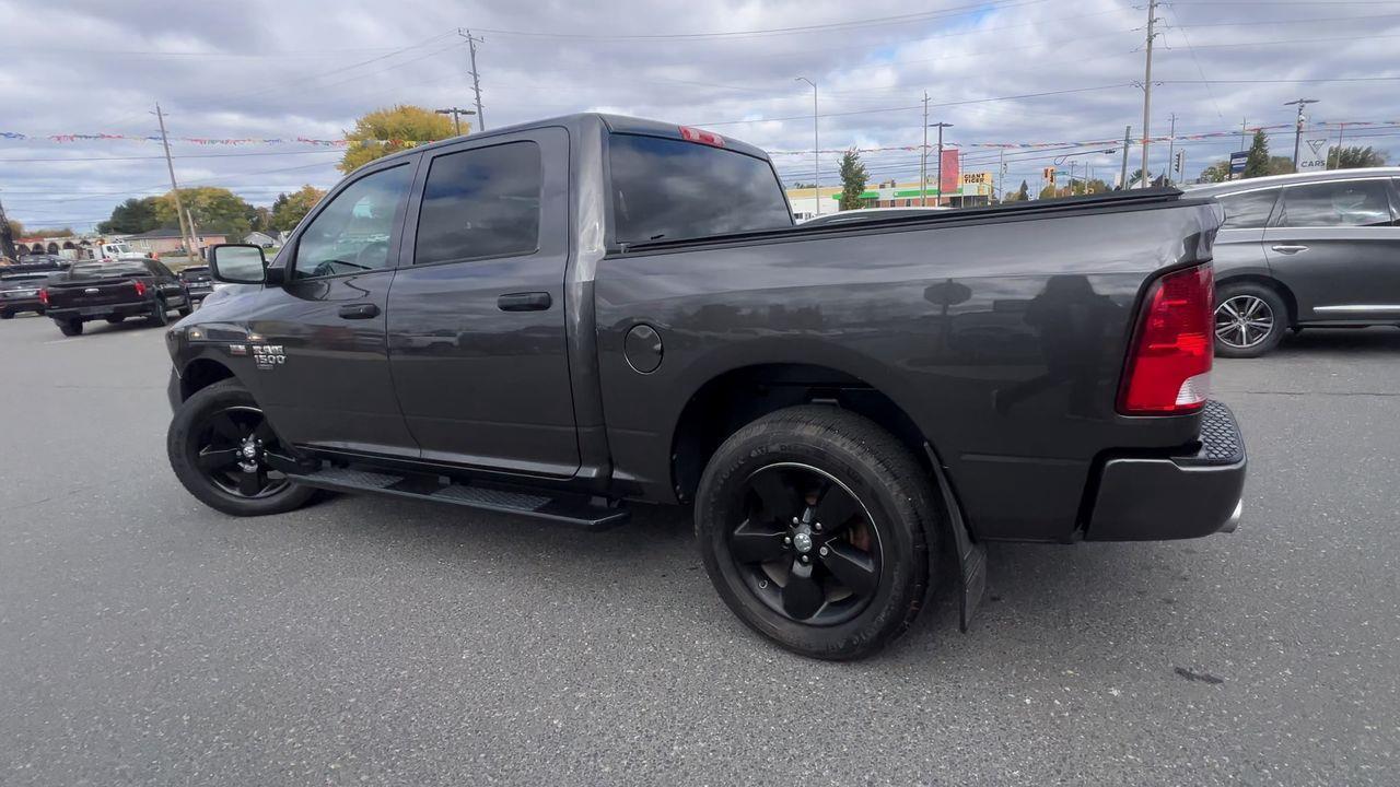 2022 RAM 1500 Classic Tradesman 4x4, HEATED FRONT SEATS, SIRIUS XM, CRUISE CONTROL, BACK UP CAM!! Photo