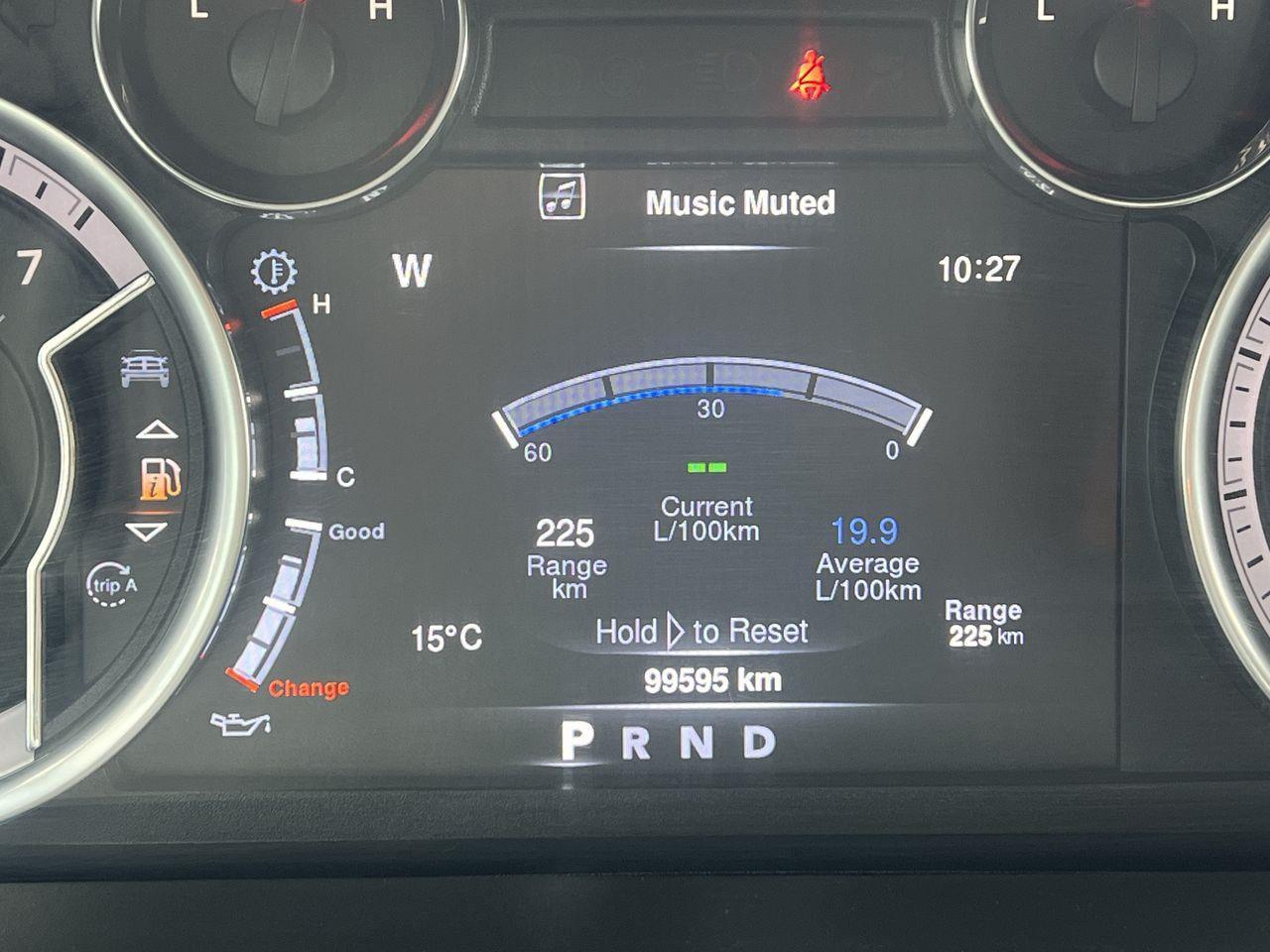 2022 RAM 1500 Classic Tradesman 4x4, HEATED FRONT SEATS, SIRIUS XM, CRUISE CONTROL, BACK UP CAM!! Photo
